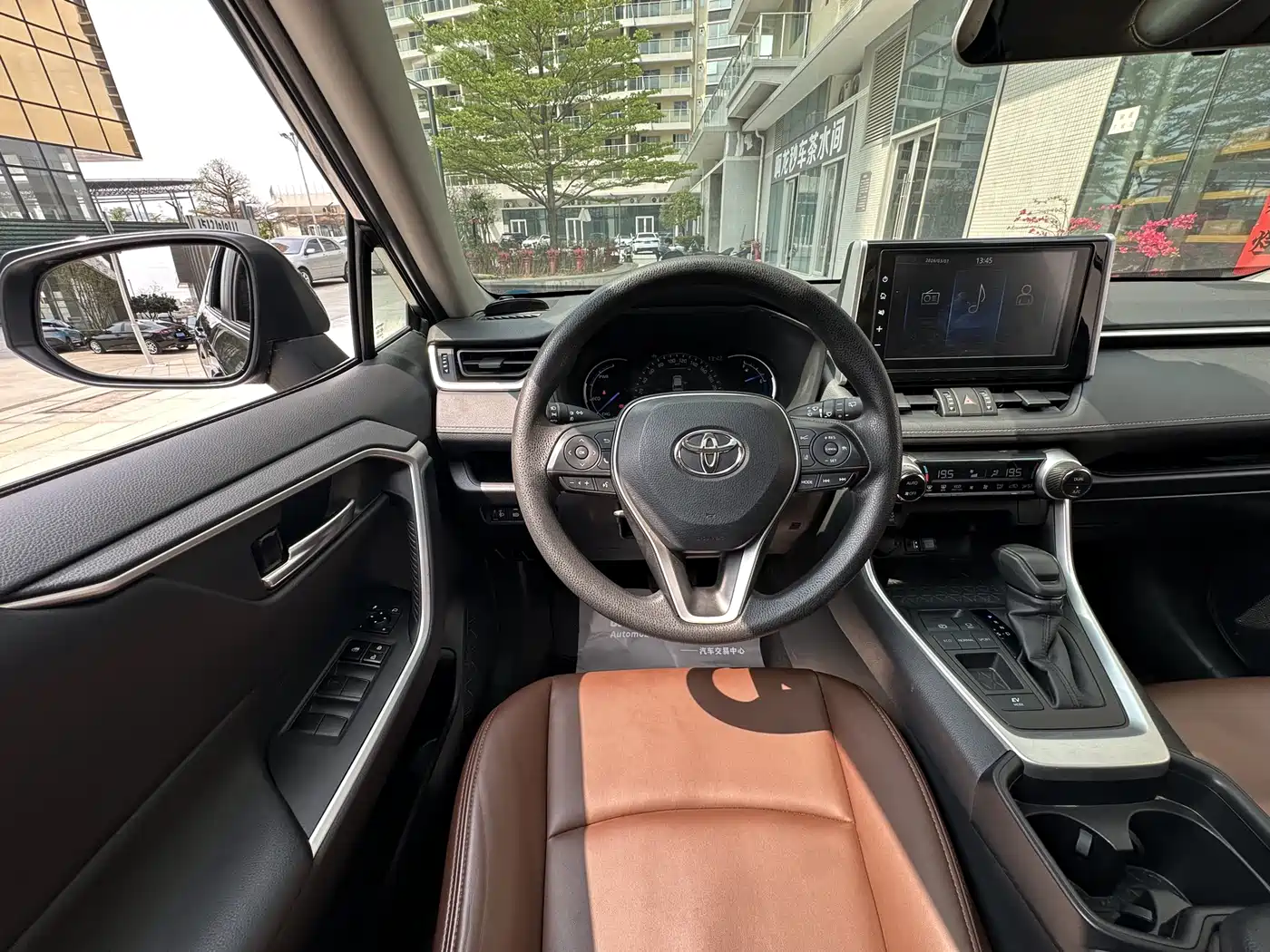Toyota RAV4 Rongfang 2020 Hybrid 2.5L E-CVT 2WD Elite Edition фото 14