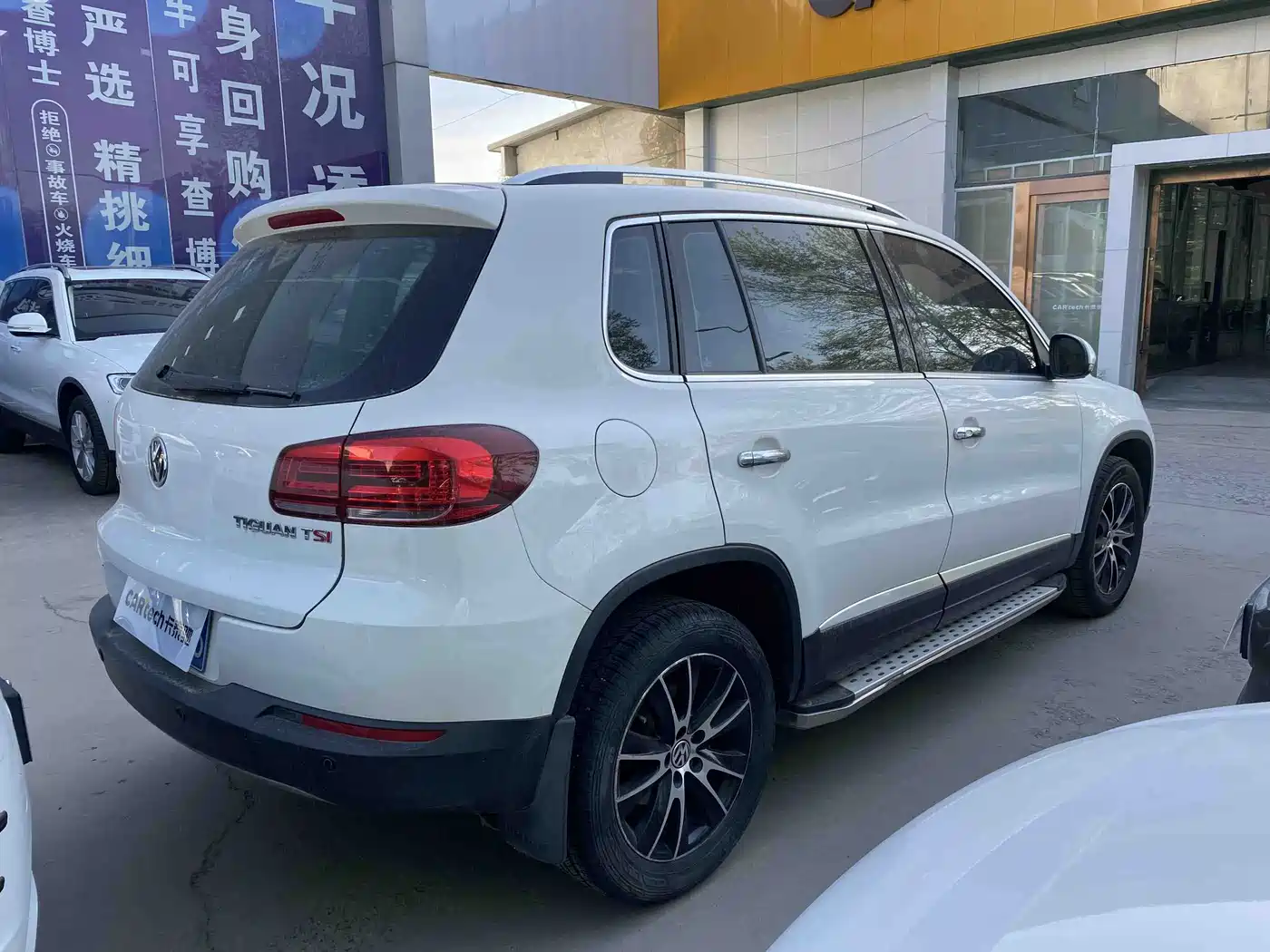 Volkswagen Tiguan 2015 1.8TSI Automatic 2WD Highline фото 6