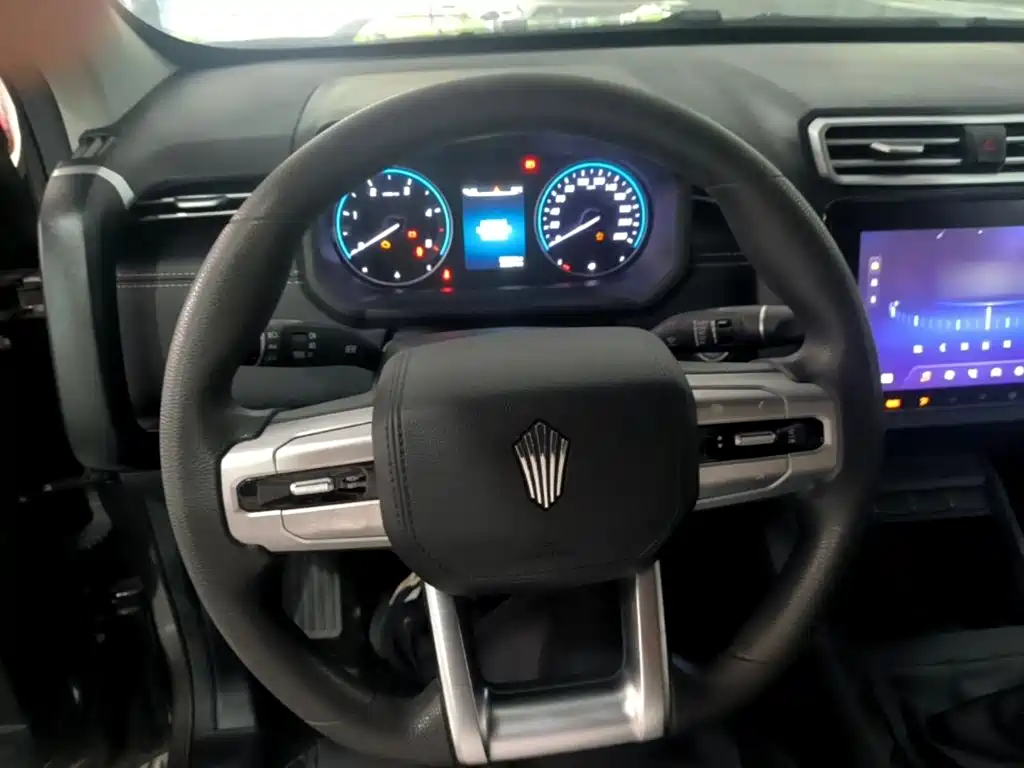 Jiangling Dadao 2023 2023 All-rounder 2.3T Diesel Manual 2WD Long Wheelbase Comfort Edition