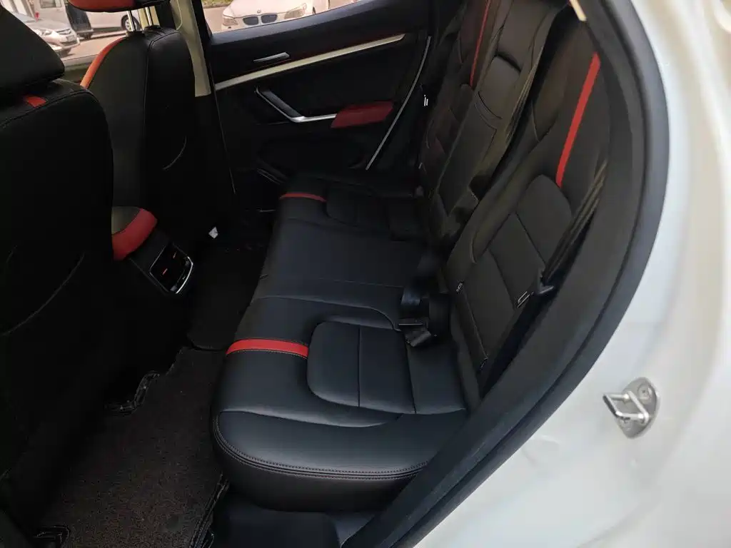 Photo 13 - Haval H4
