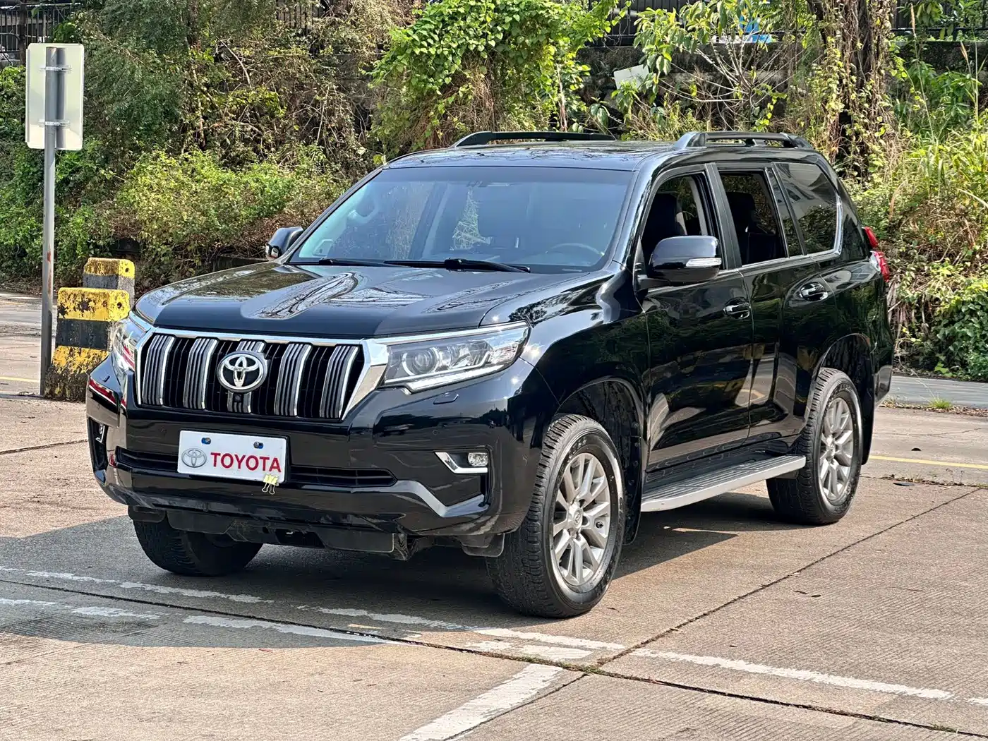 Фото 1 - Toyota Prado