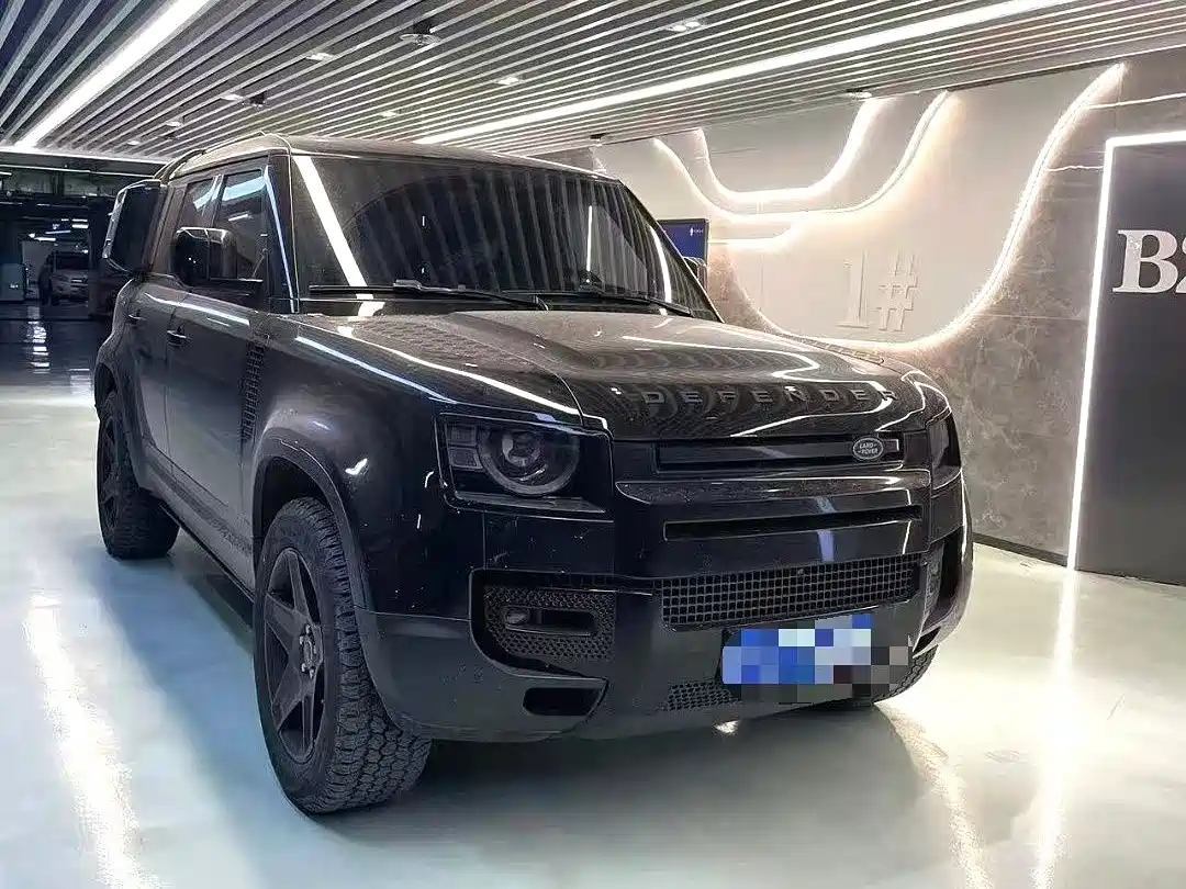 Land Rover Defender 2020 Model 110 P400 HSE фото 3