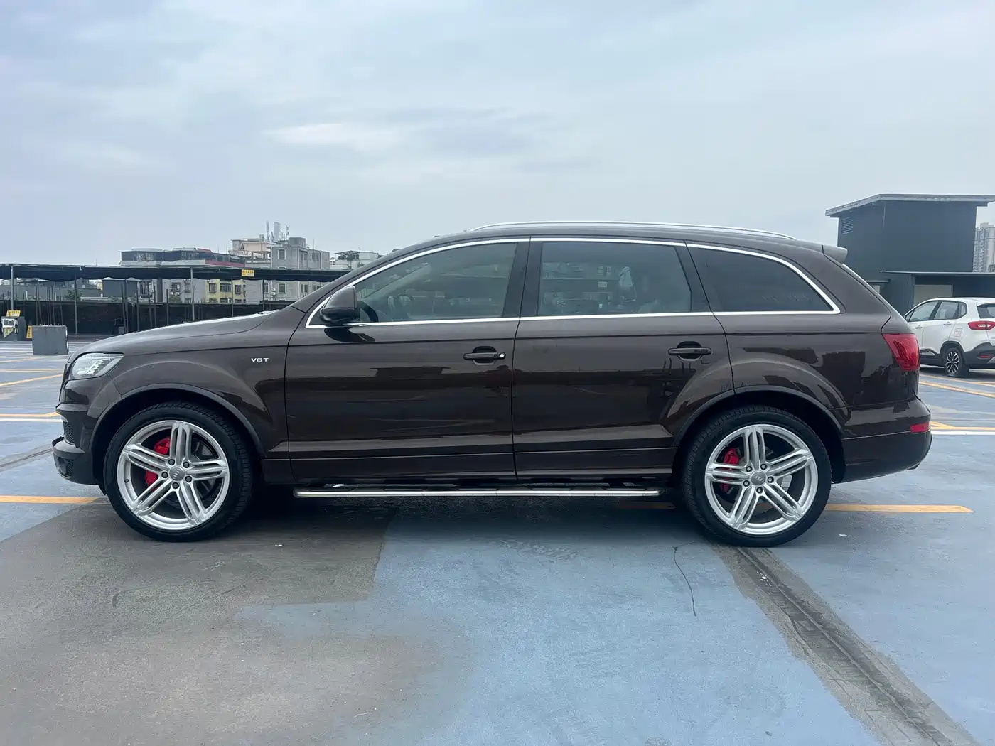 Фото 8 - Audi Q7
