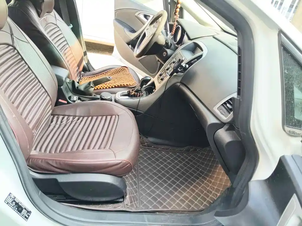 Фото 13 - Buick Excelle