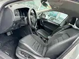 Photo 7 - Volkswagen Tiguan L