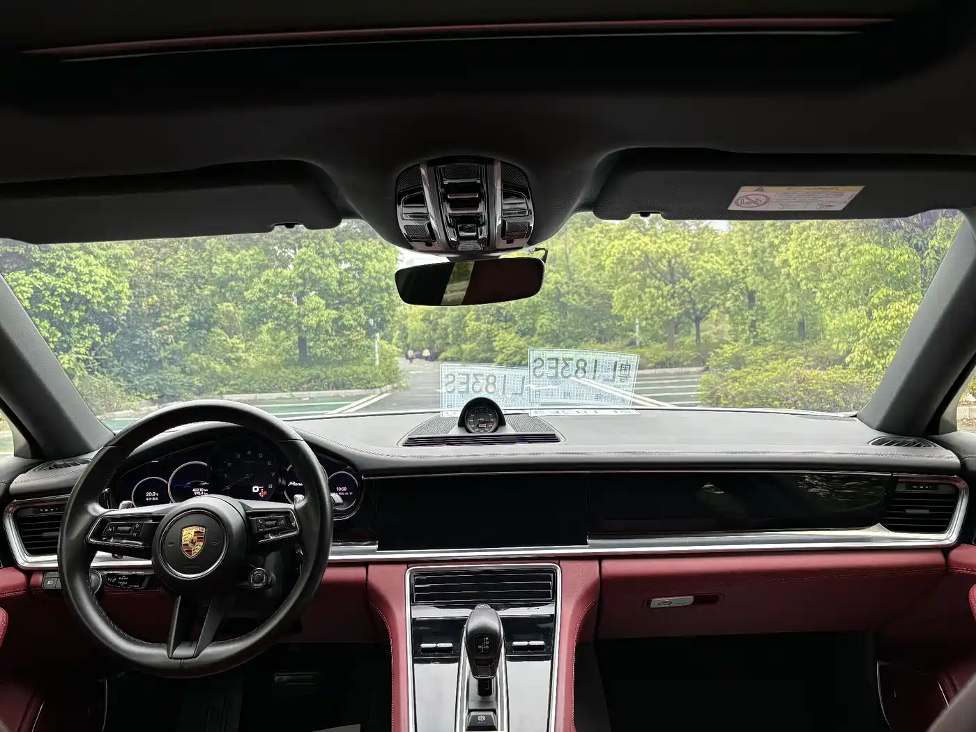 Porsche Panamera 2023 Panamera 4 Executive Long Wheelbase 2.9T фото 25