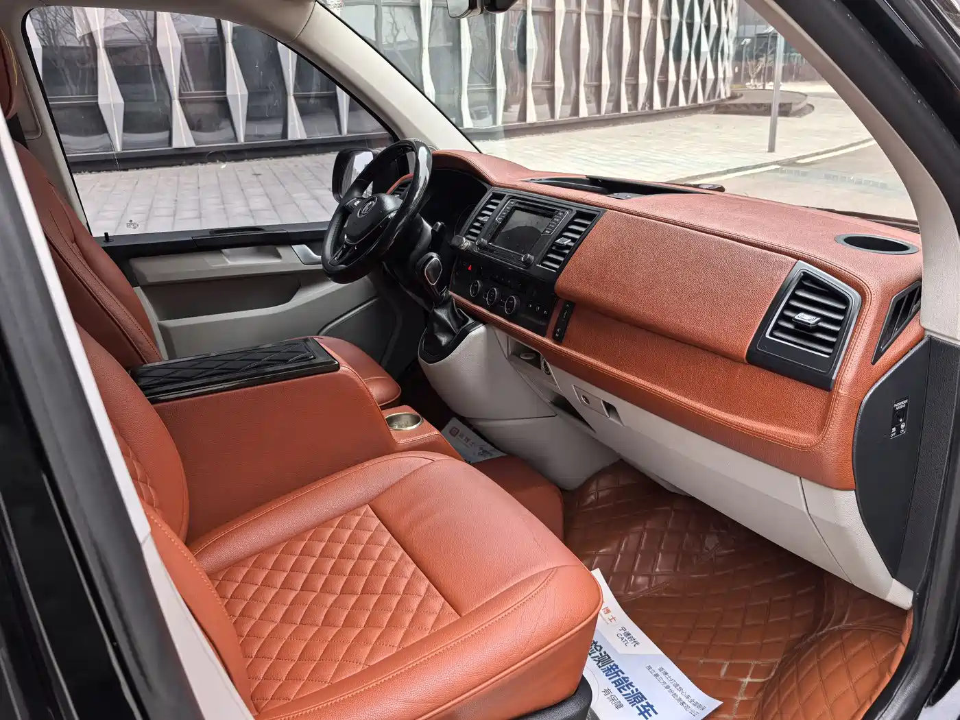Volkswagen Caravelle 2017 2.0TSI 4WD Luxury 8-Seater фото 18