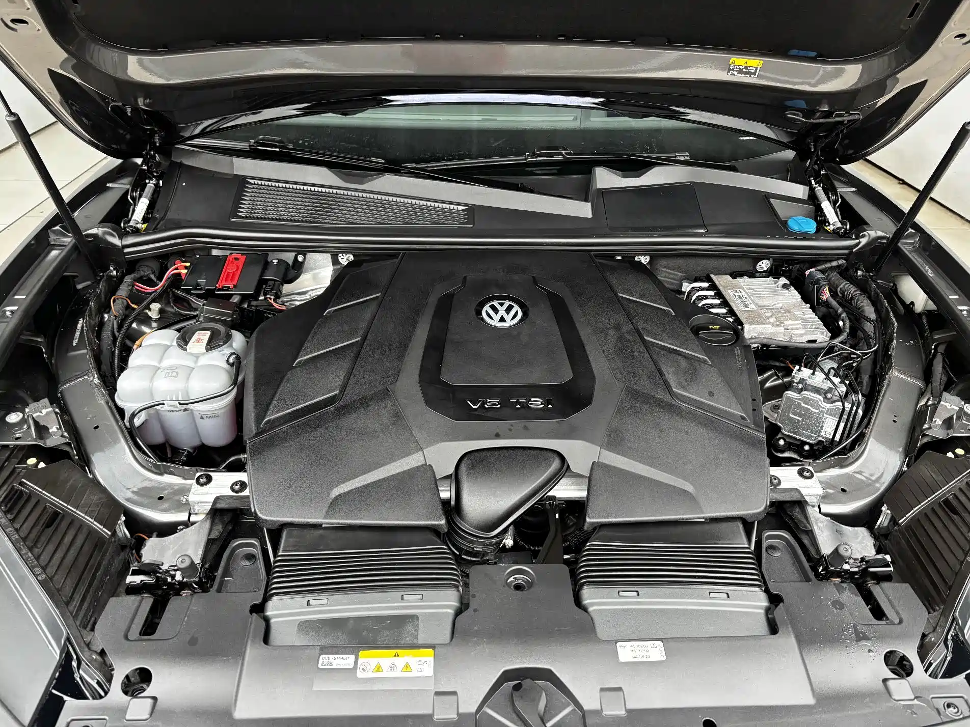 Фото 29 - Volkswagen Touareg