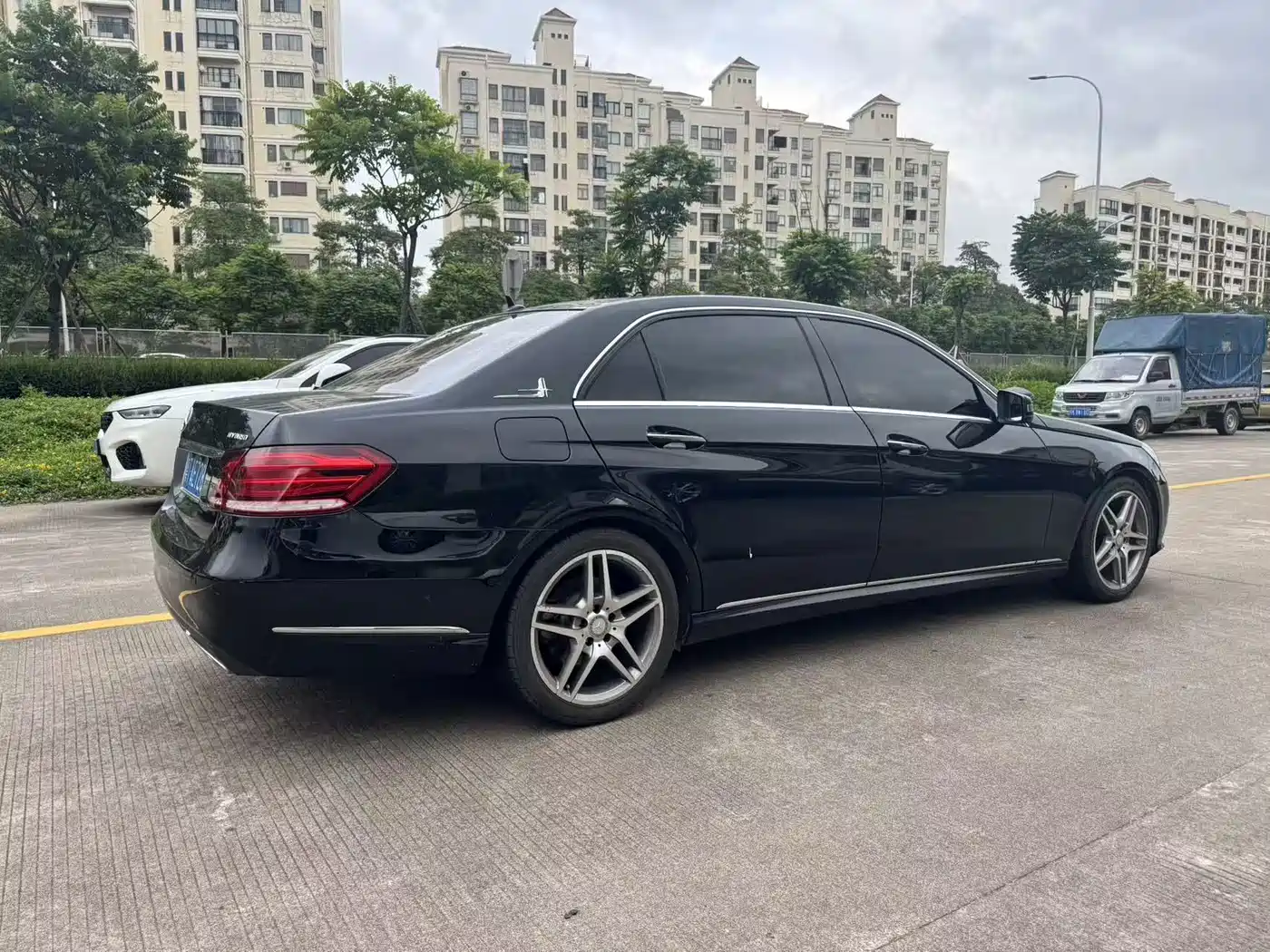 Mercedes-Benz E-Class 2015 E 400 L Hybrid фото 7