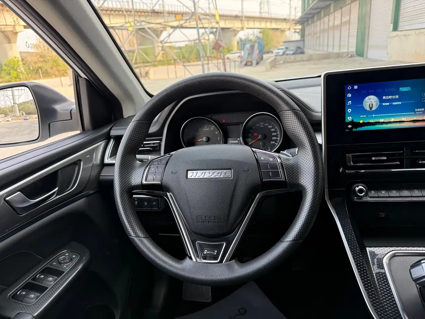 Haval M6 2023 PLUS 1.5T DCT Elite Smart Connect фото 14