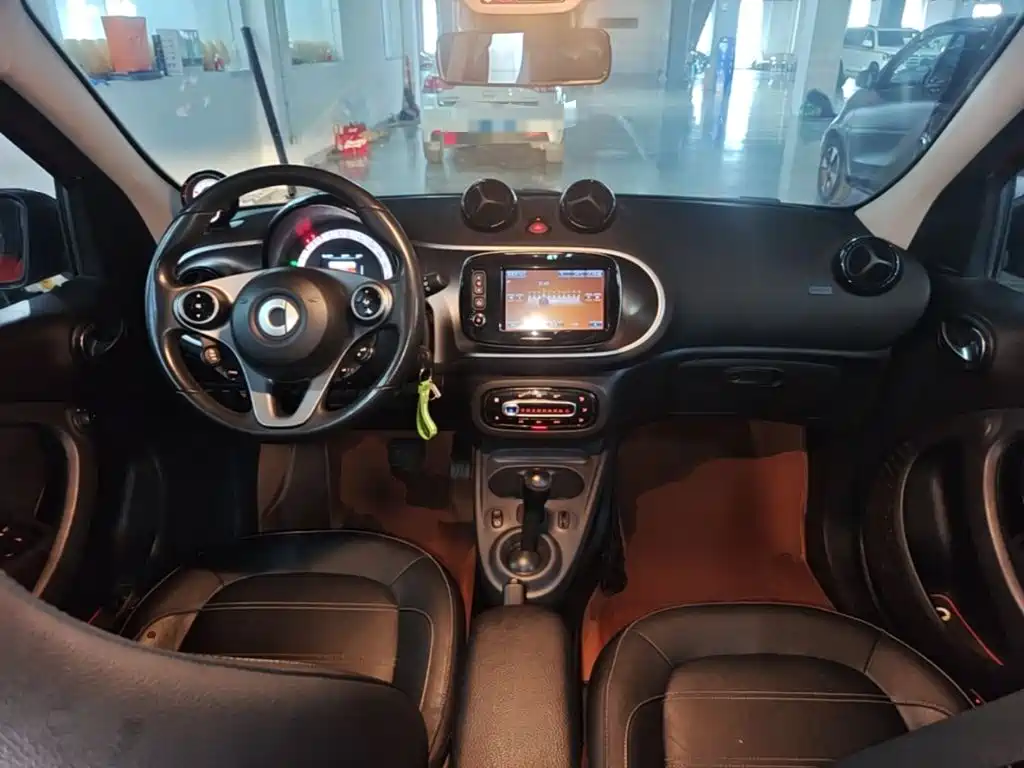 smart forfour 2018 2018 0.9T 66kW Pioneer Edition