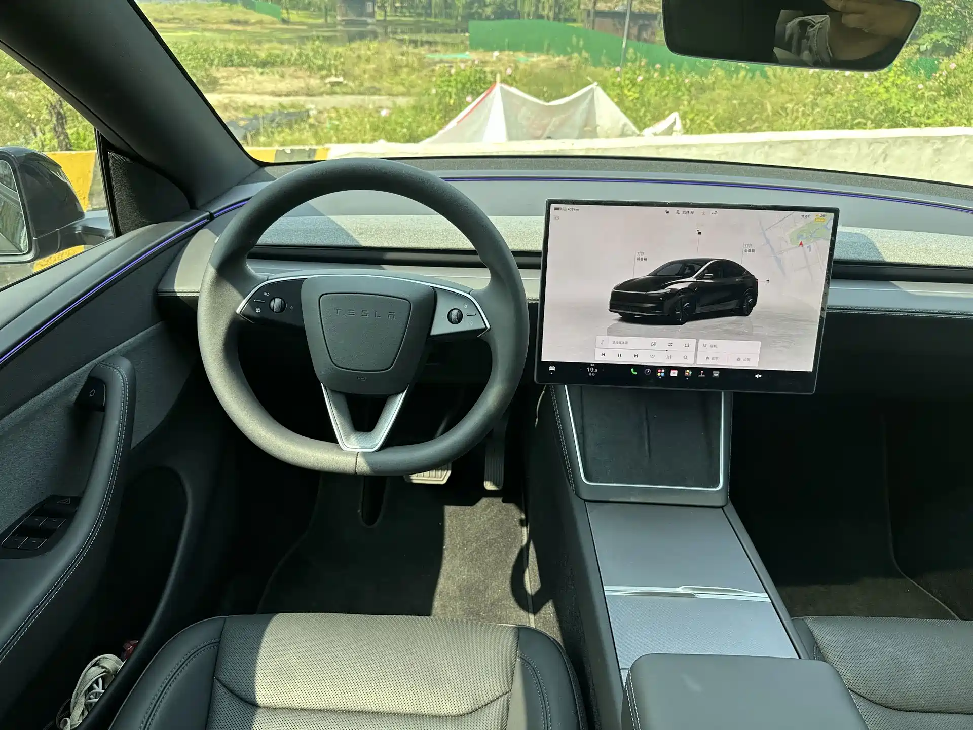 Фото 17 - Tesla Model Y
