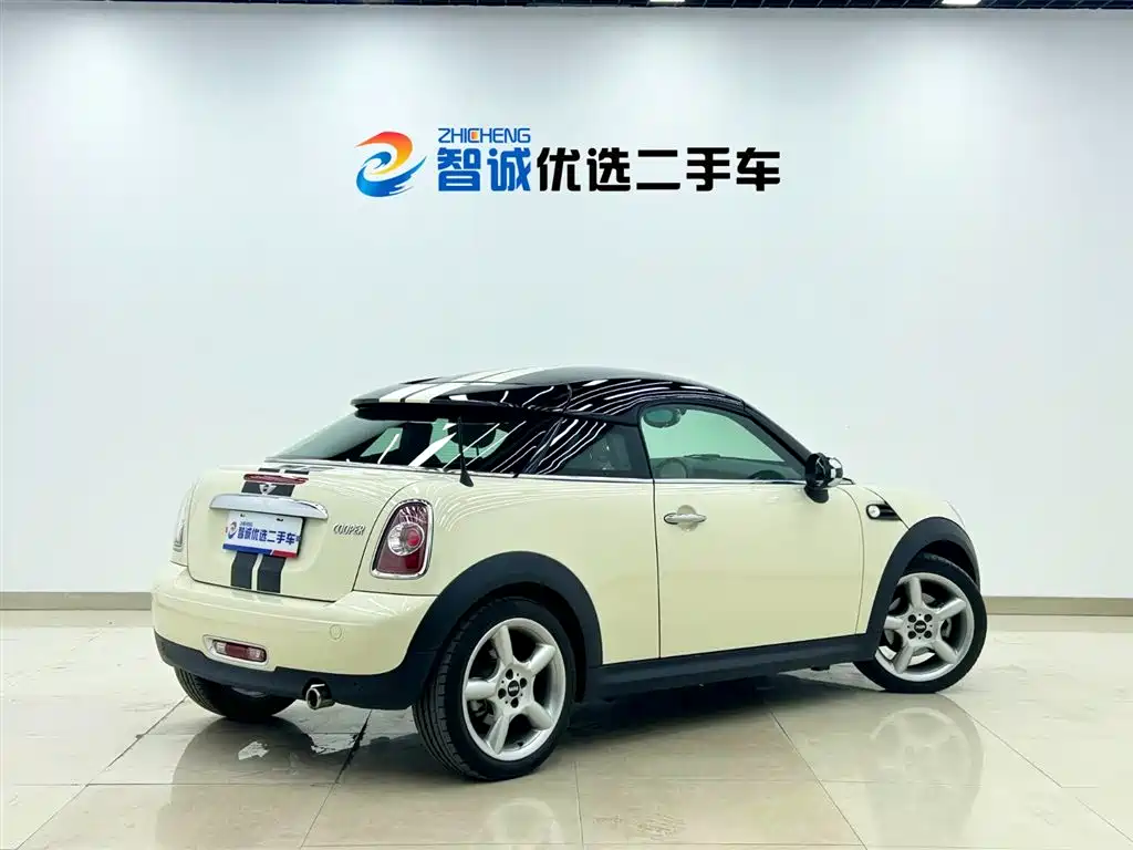 MINI COUPE 2012 1.6L COOPER фото 21