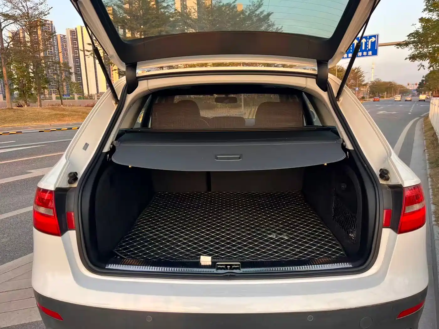 Audi A4 (Import) 2014 40 TFSI allroad quattro фото 8
