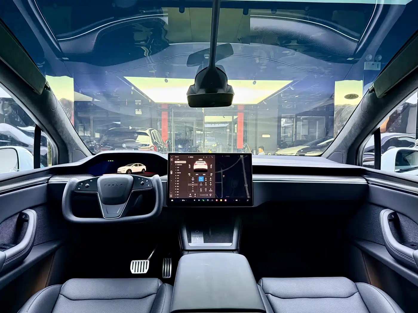 Tesla Model X 2023 Tri-motor AWD Plaid фото 8