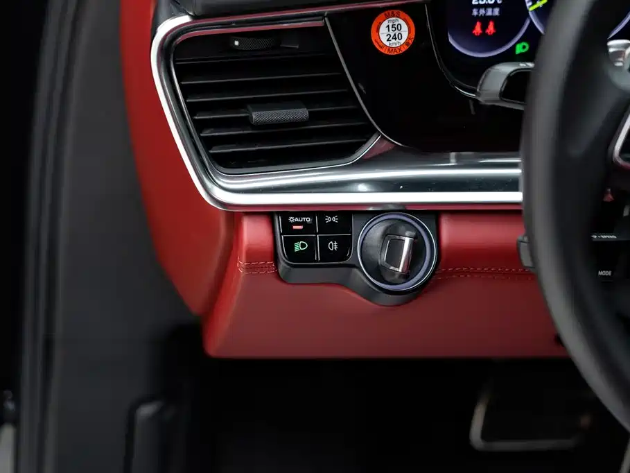 PORSCHE PANAMERA NEW ENERGY