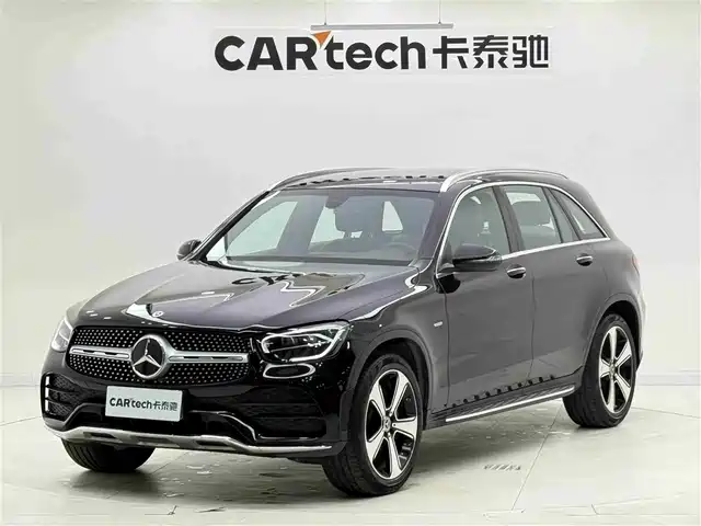MERCEDES-BENZ GLC