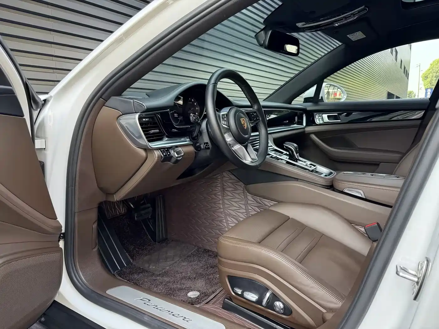 Porsche Panamera 2017 Panamera 3.0T фото 10