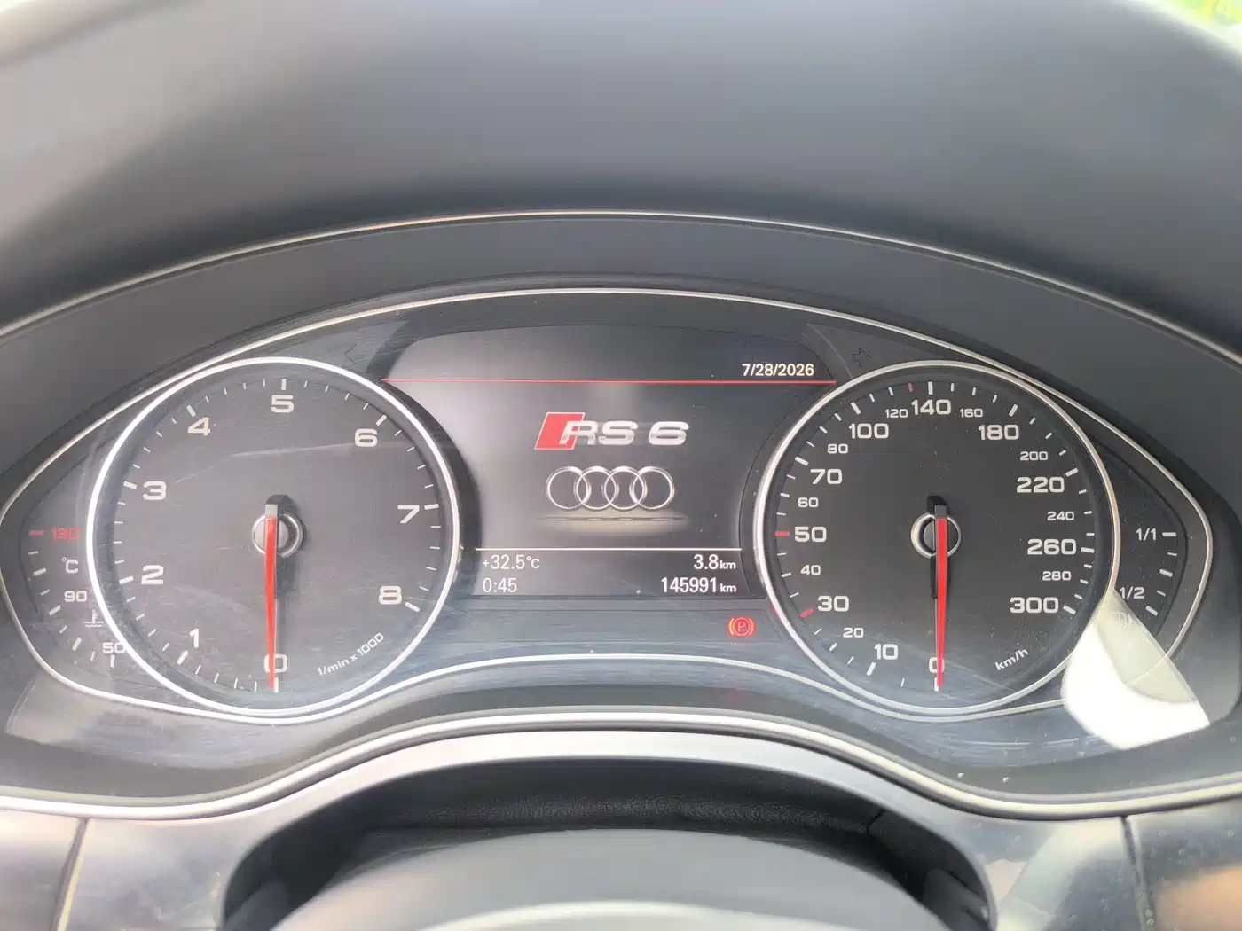 Фото 12 - Audi A6L
