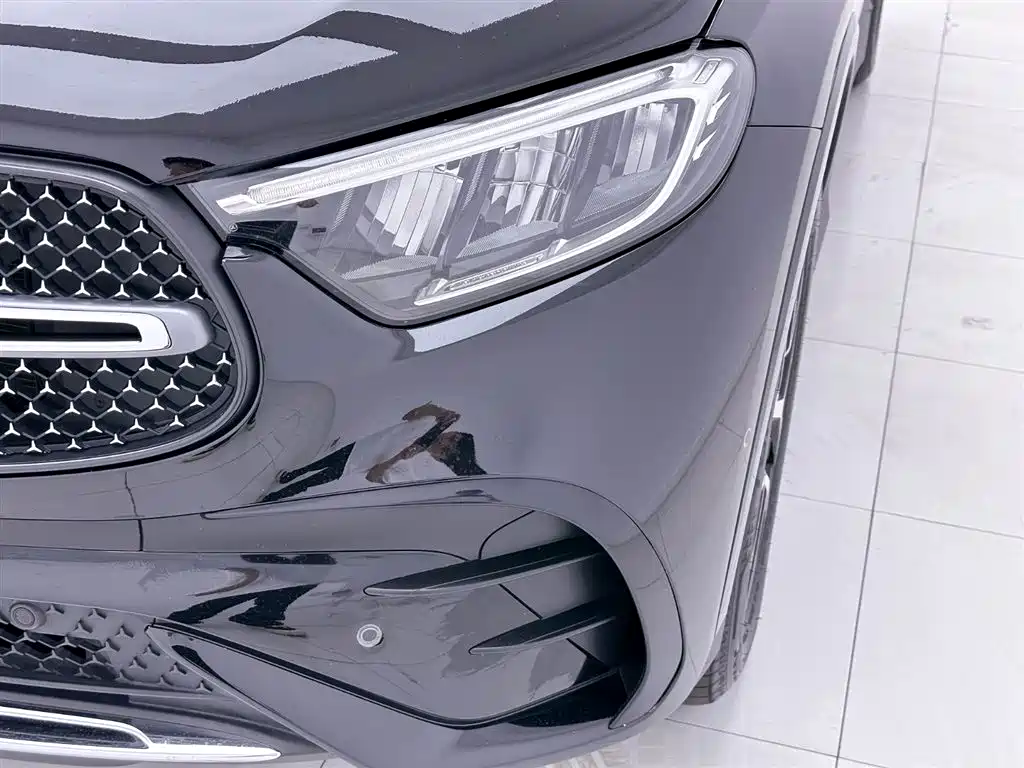 Mercedes-Benz GLC 2023 Facelift GLC 260 L 4MATIC Luxury 5-Seater фото 10
