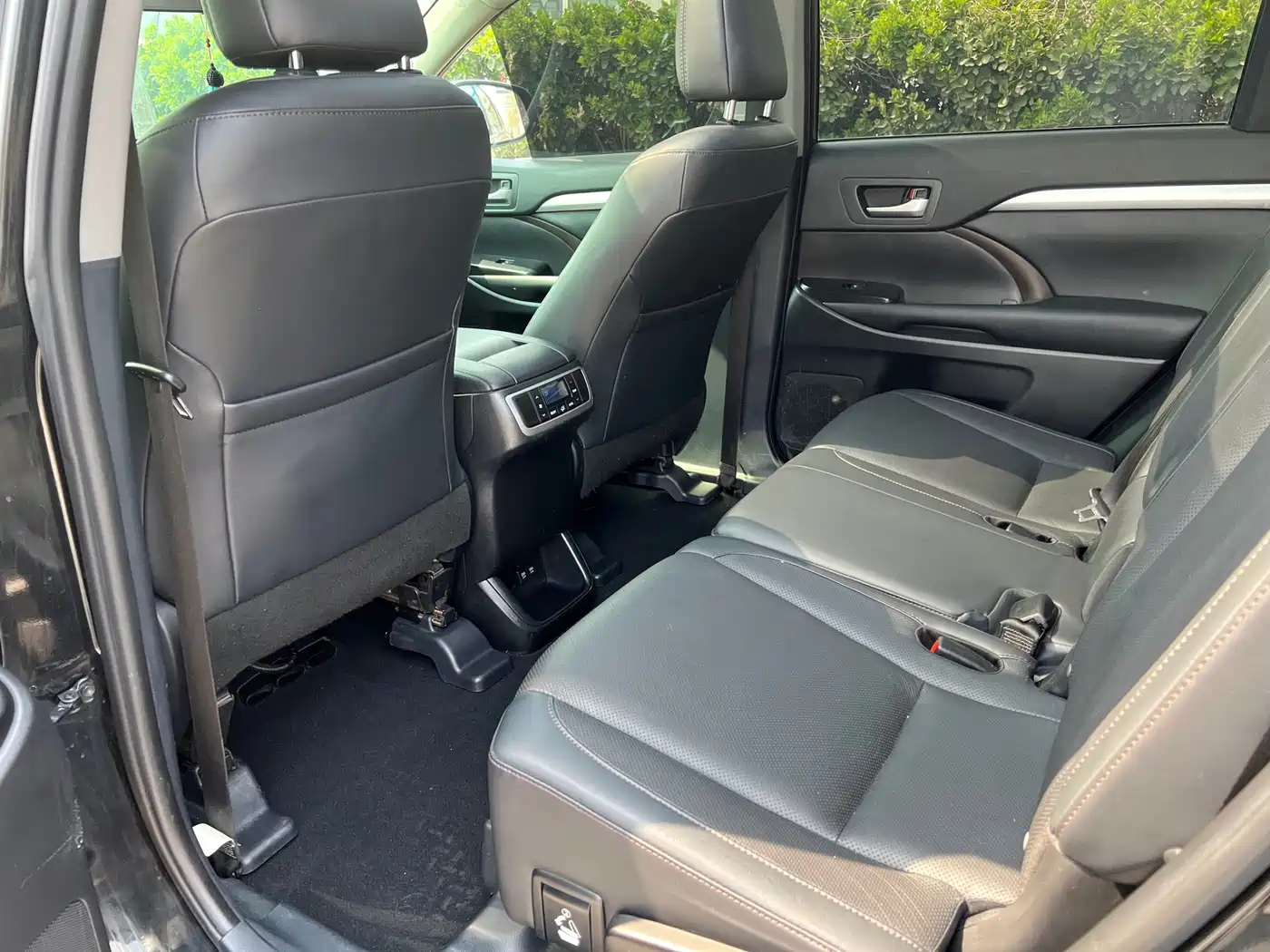 Toyota Highlander 2021 2.0T AWD Luxury 7-Seater фото 10