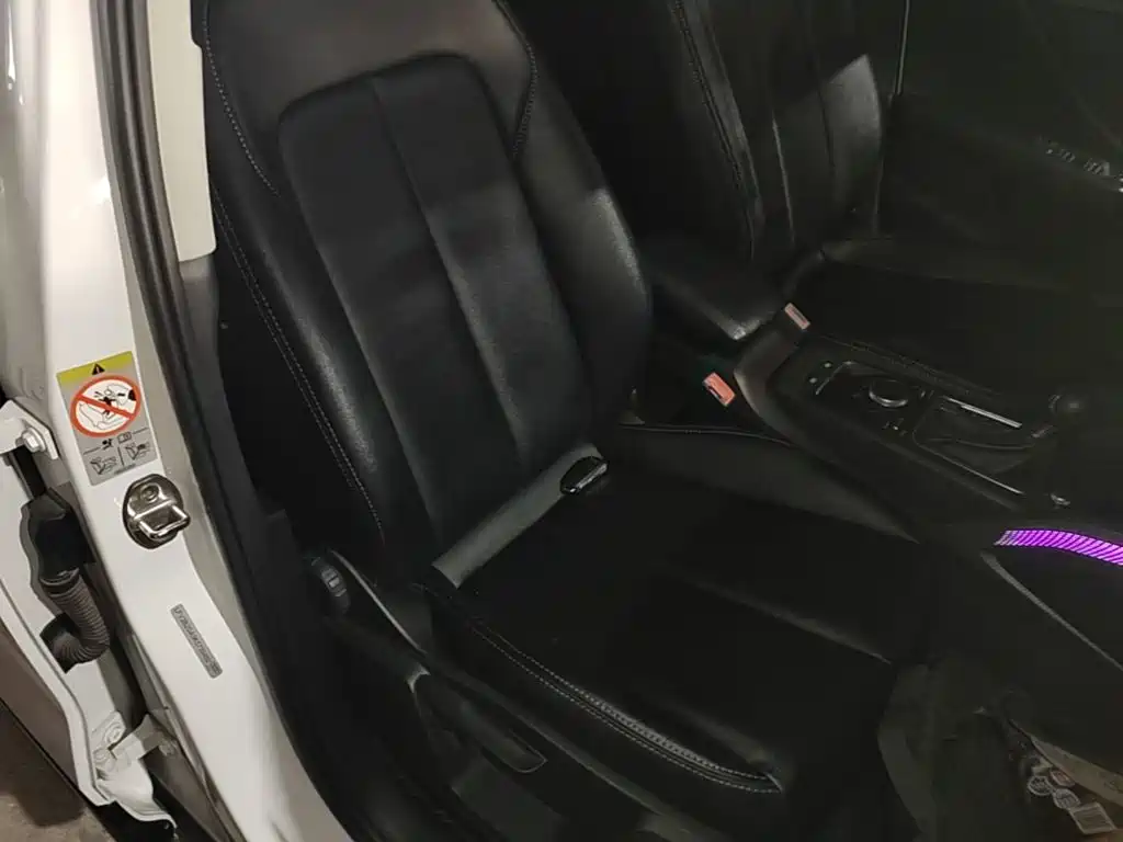 Audi Q2L 2019 2018 35 TFSI Launch Exclusive Edition China VI