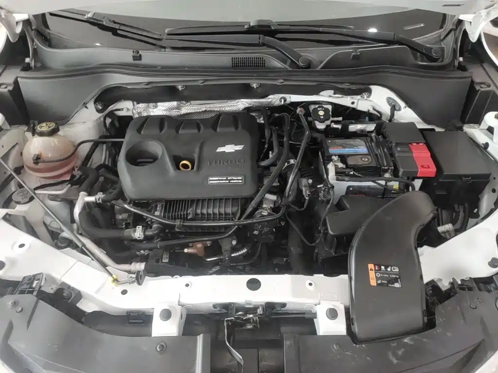 Chevrolet Trax 2021 2019 325T Auto Fun Edition China VI
