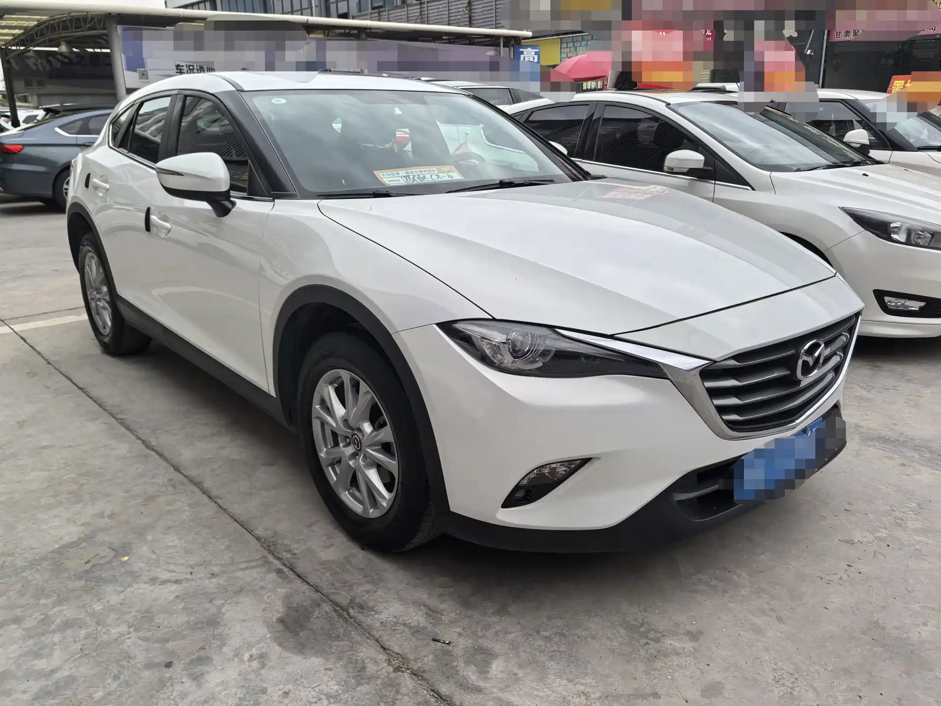 Фото 3 - Mazda CX-4