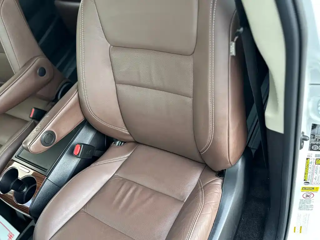 صورة 21 - Toyota Sienna