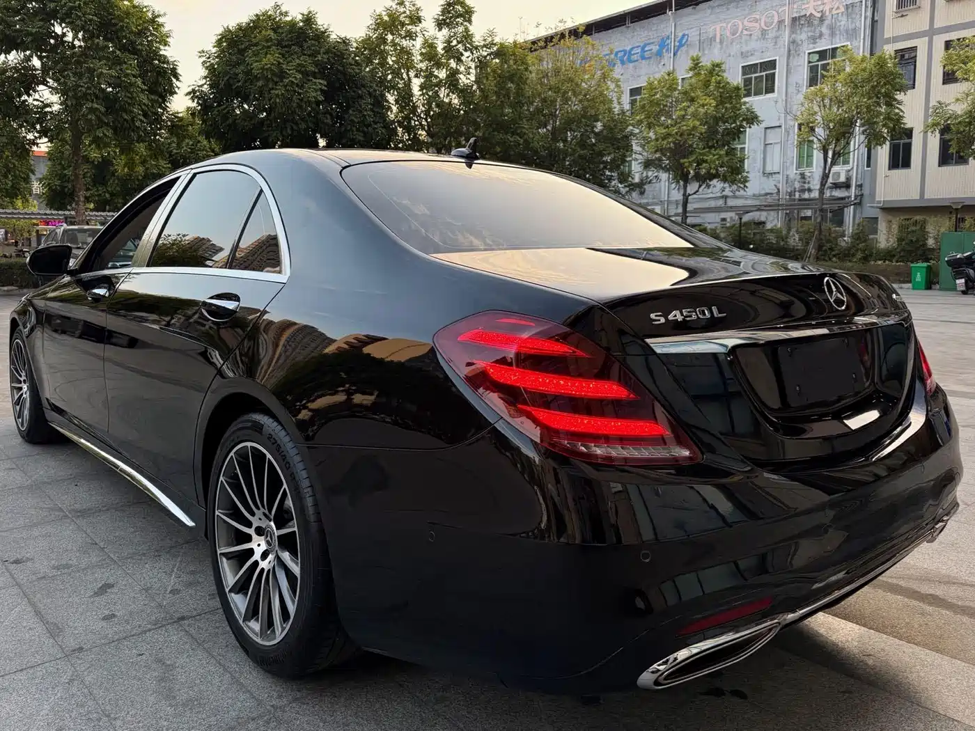 Mercedes-Benz S-Class 2016 S 320 L Business Edition фото 8
