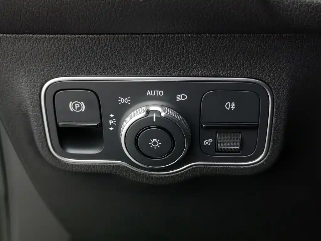 Mercedes-Benz GLB, миниатюра 21
