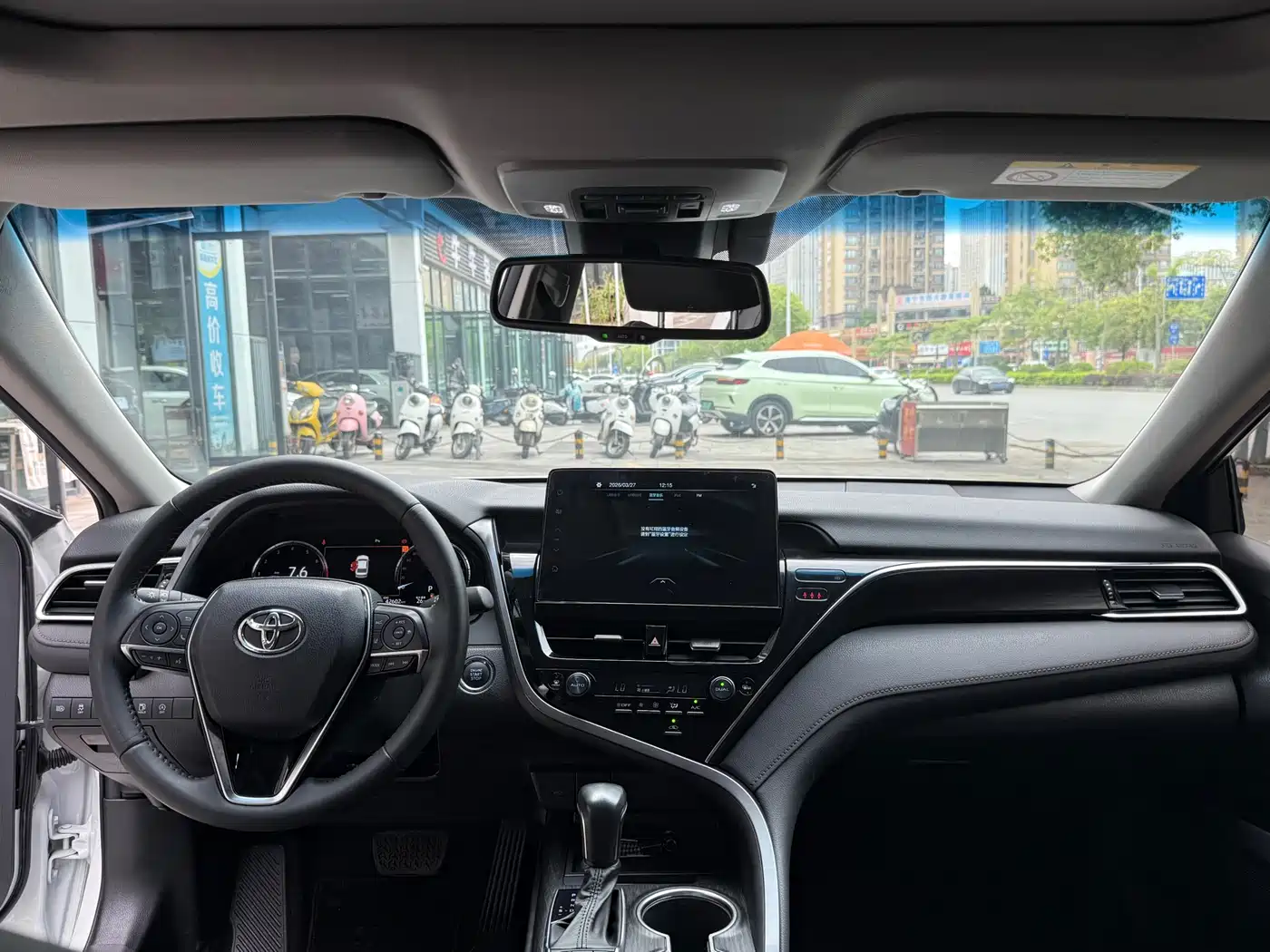 Toyota Camry 2021 2.5G Luxury Edition фото 13