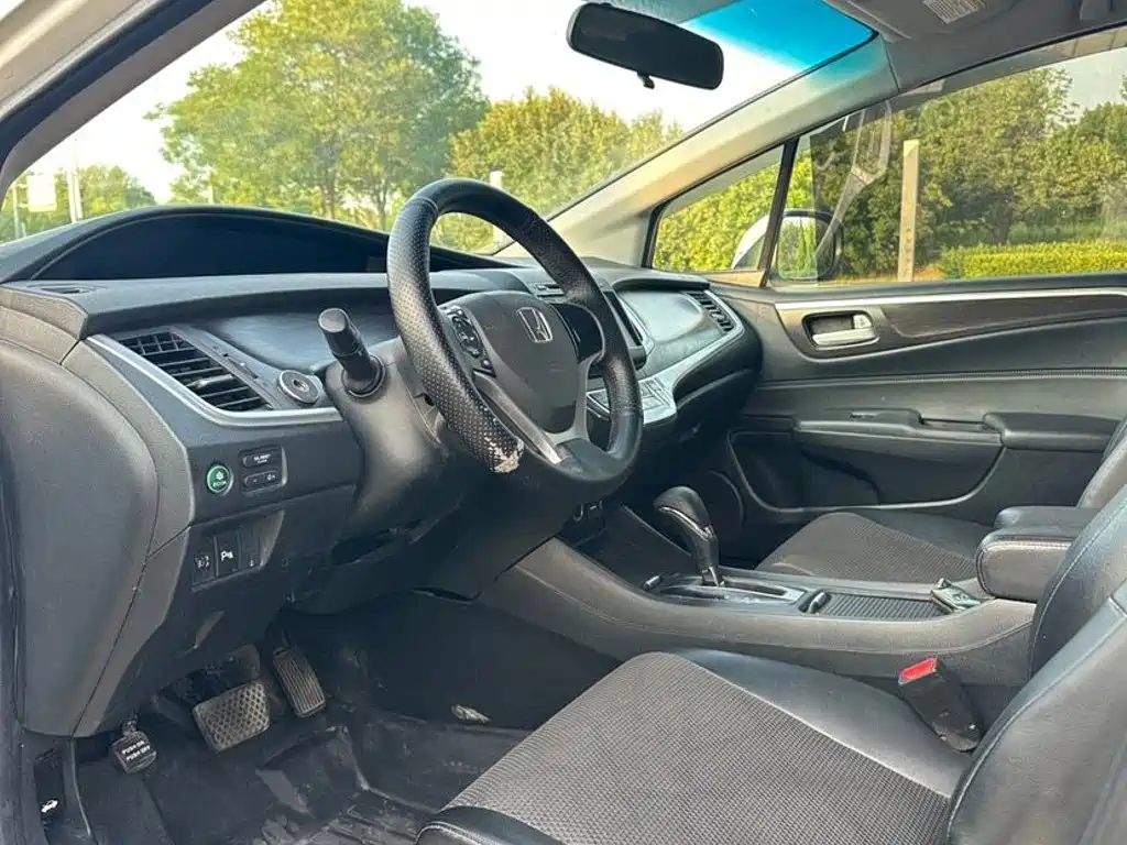 Honda Jade 2013 2013 1.8L Automatic Comfort Edition 5-seater