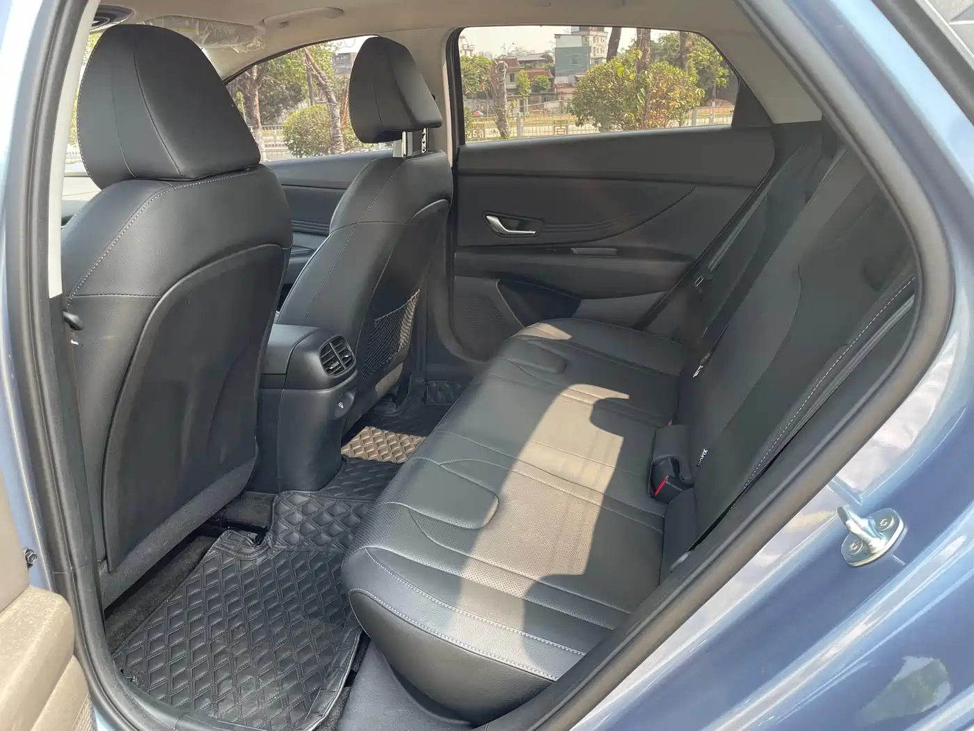 Hyundai Elantra 2023 1.5L CVT GLX Elite Edition фото 17