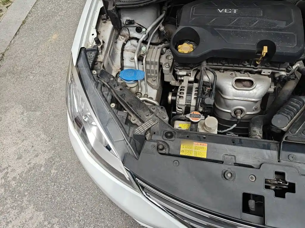 Roewe 360 2015 2015 1.5L Automatic Luxury