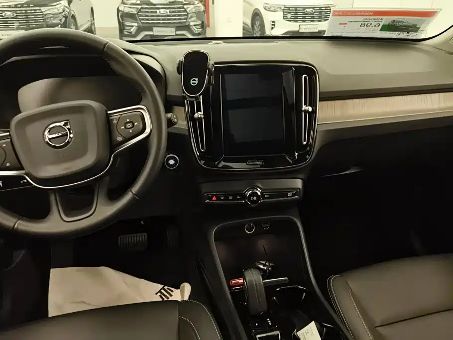 Volvo XC40 2020 2020 T3 Smart Elite Luxury Edition