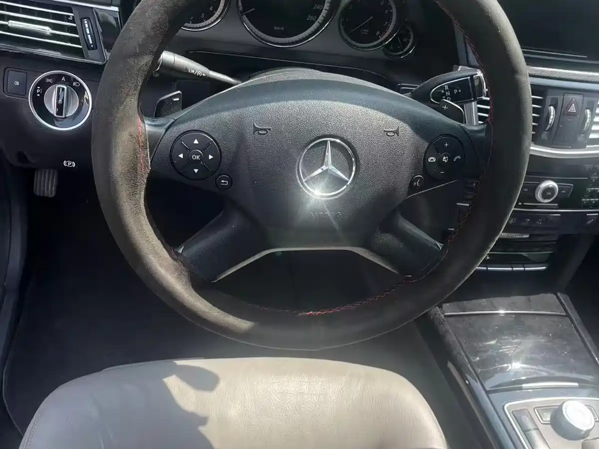 Mercedes-Benz E-Class 2011 E 300 L Fashion Premium фото 6