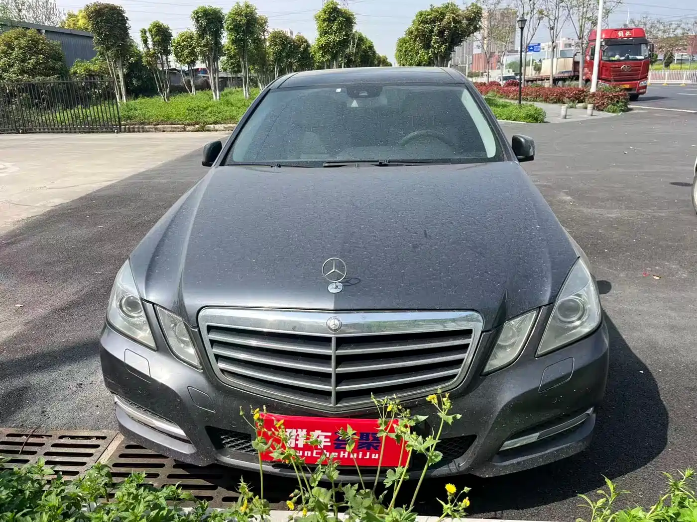 Mercedes-Benz E-Class 2011 E 300 L Fashion Premium фото 2