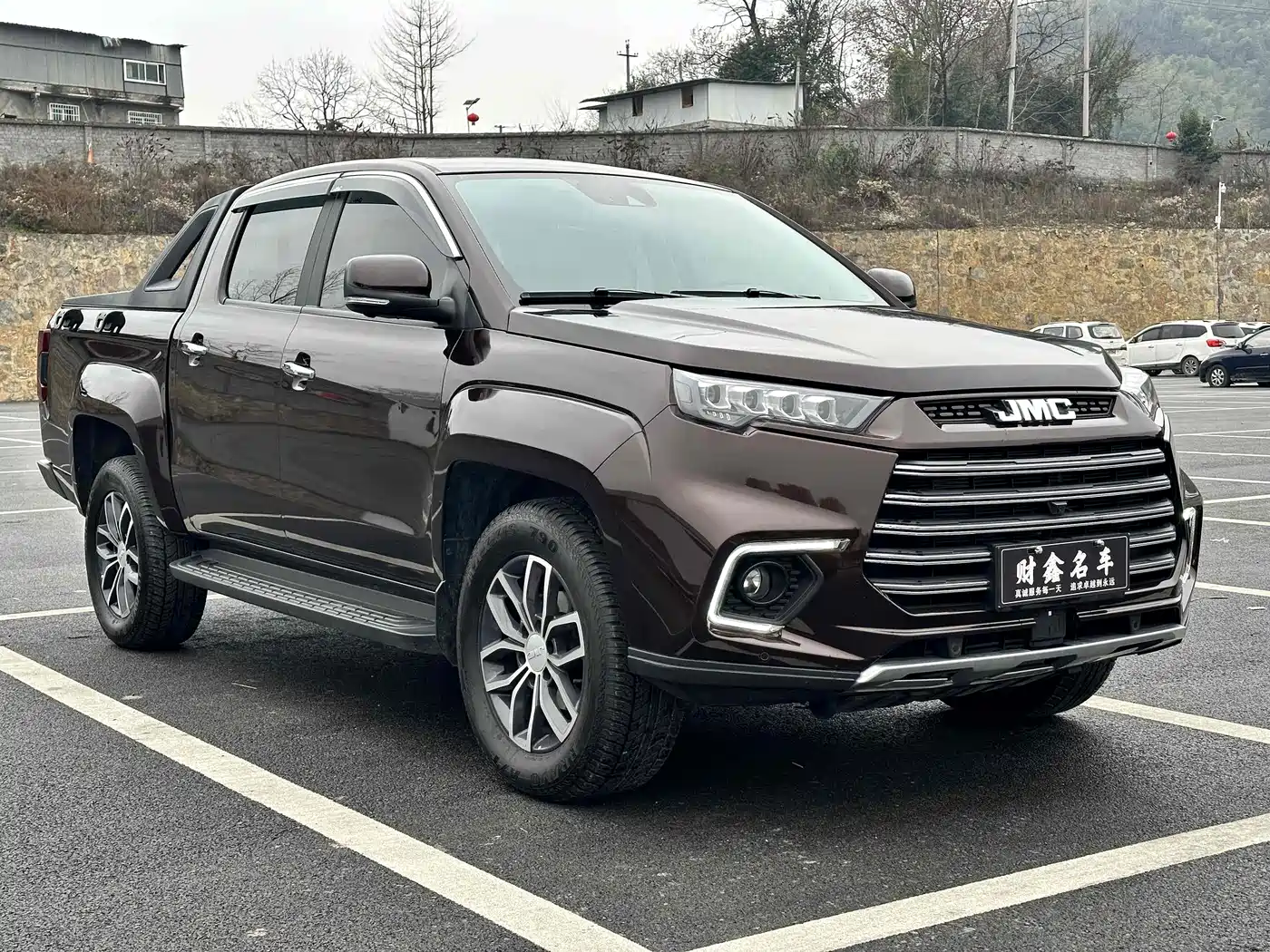 Jiangling Yuhu 9 2023 2022 2.0T Automatic Diesel 4WD Ultimate Edition