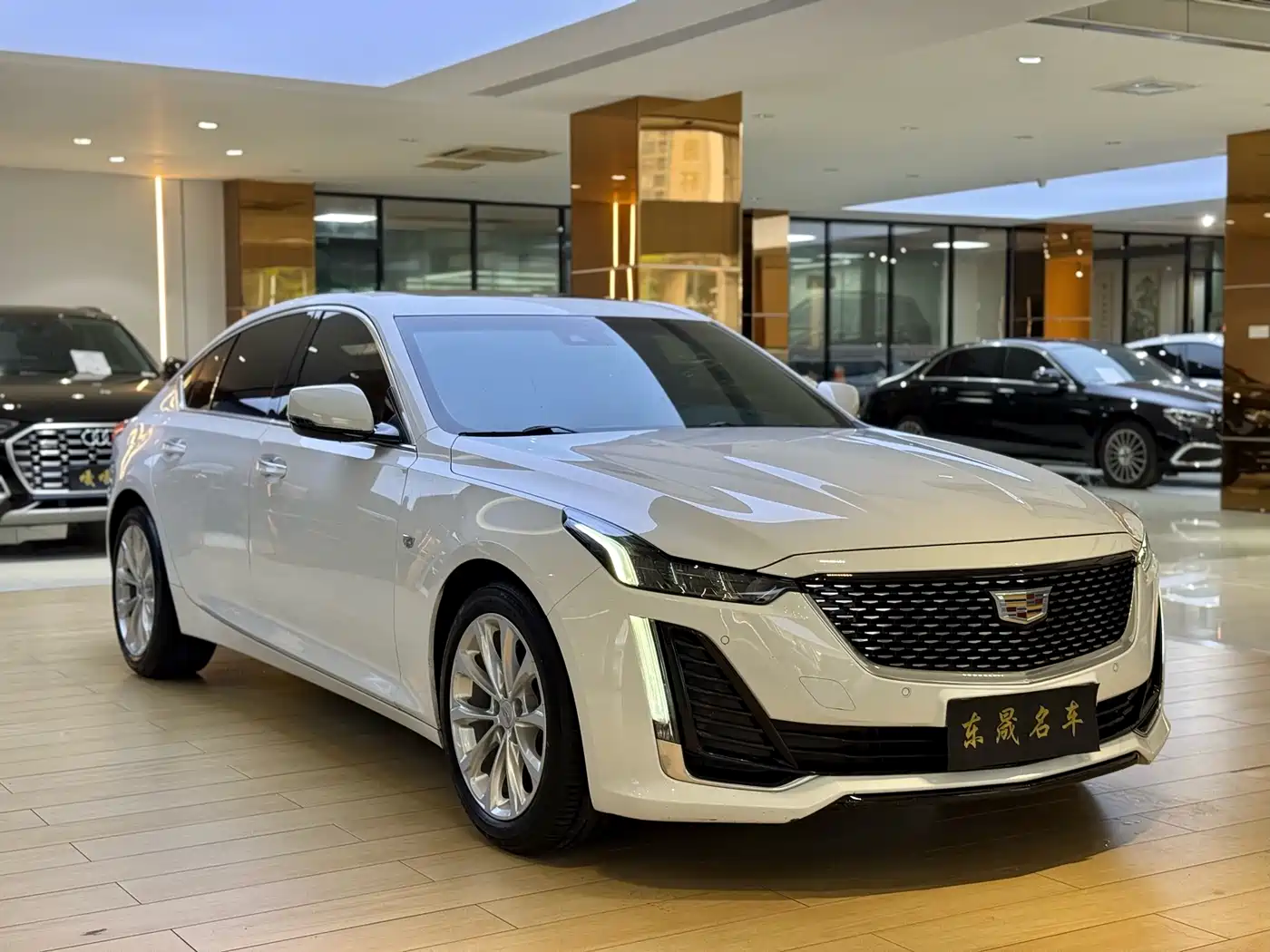 CADILLAC CT5