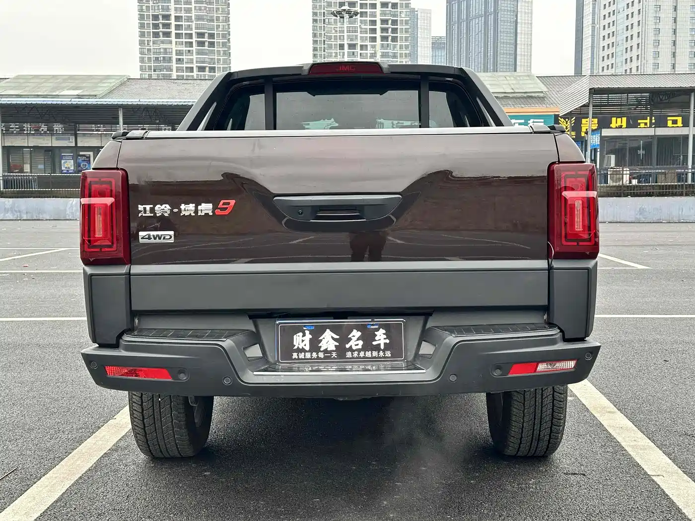 Jiangling Yuhu 9 2023 2022 2.0T Automatic Diesel 4WD Ultimate Edition