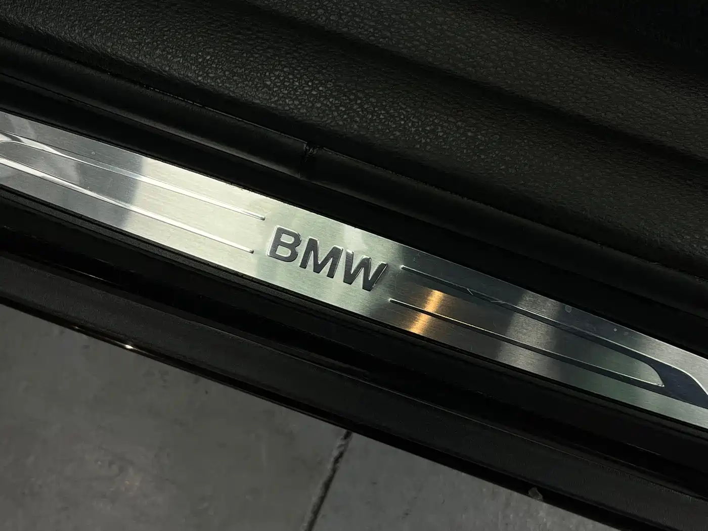 BMW X1 2018 sDrive18Li Premium Model фото 9