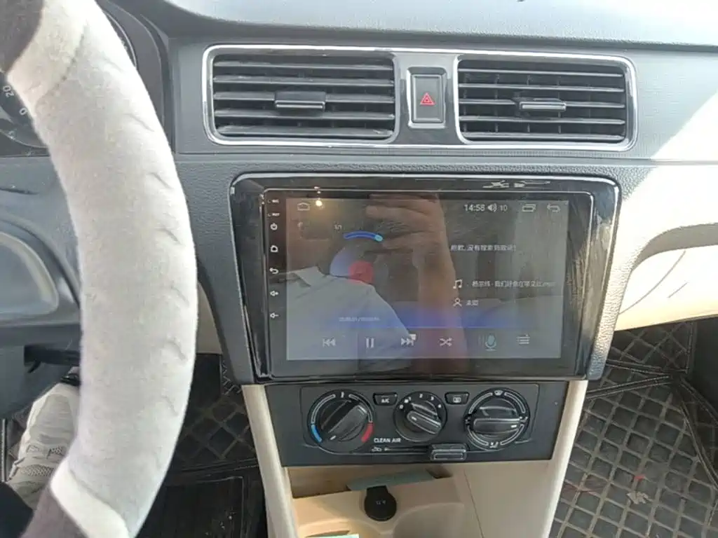 Photo 13 - Škoda Rapid
