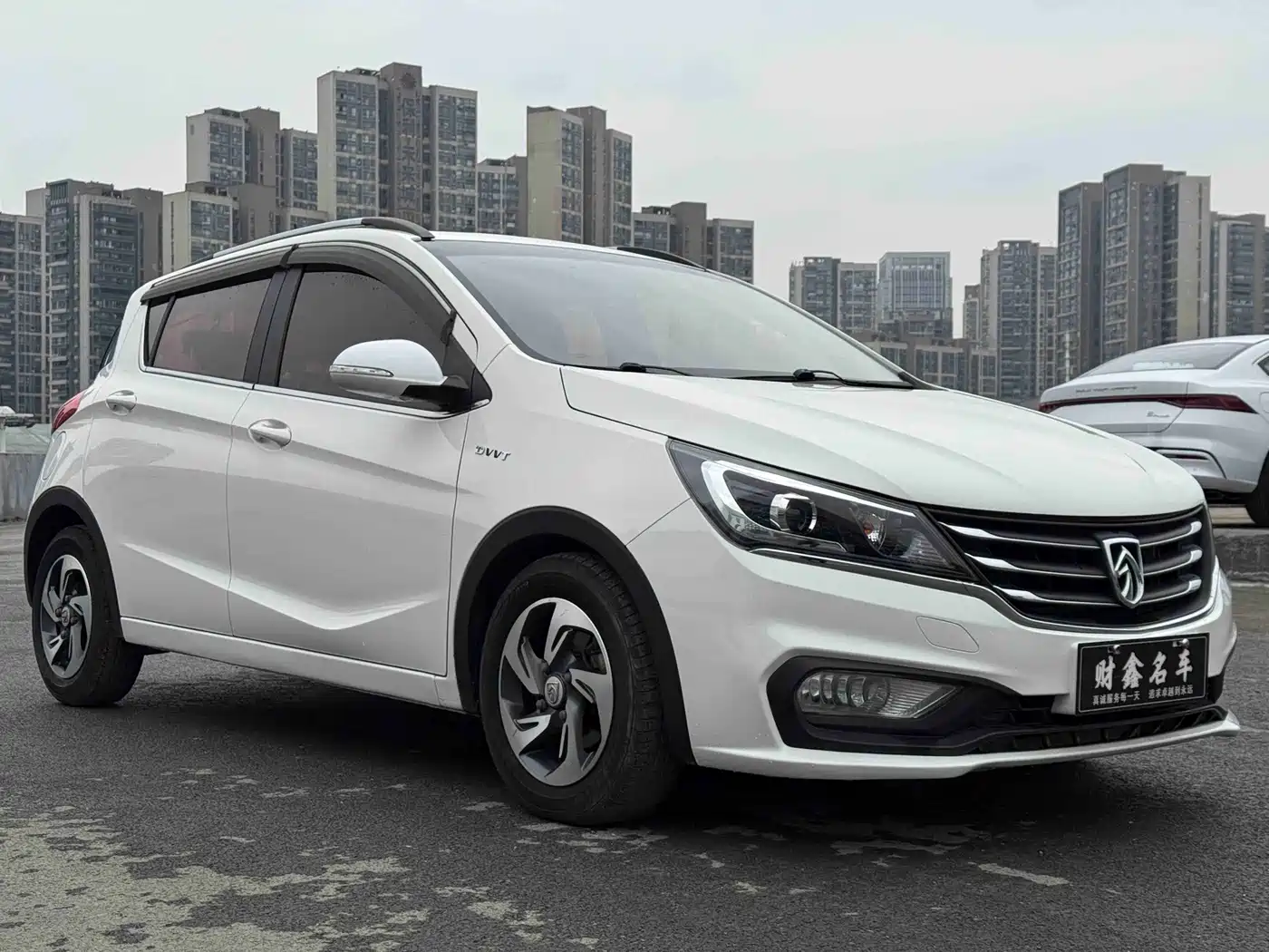 Baojun 310 2018 2017 1.5L Auto Luxury