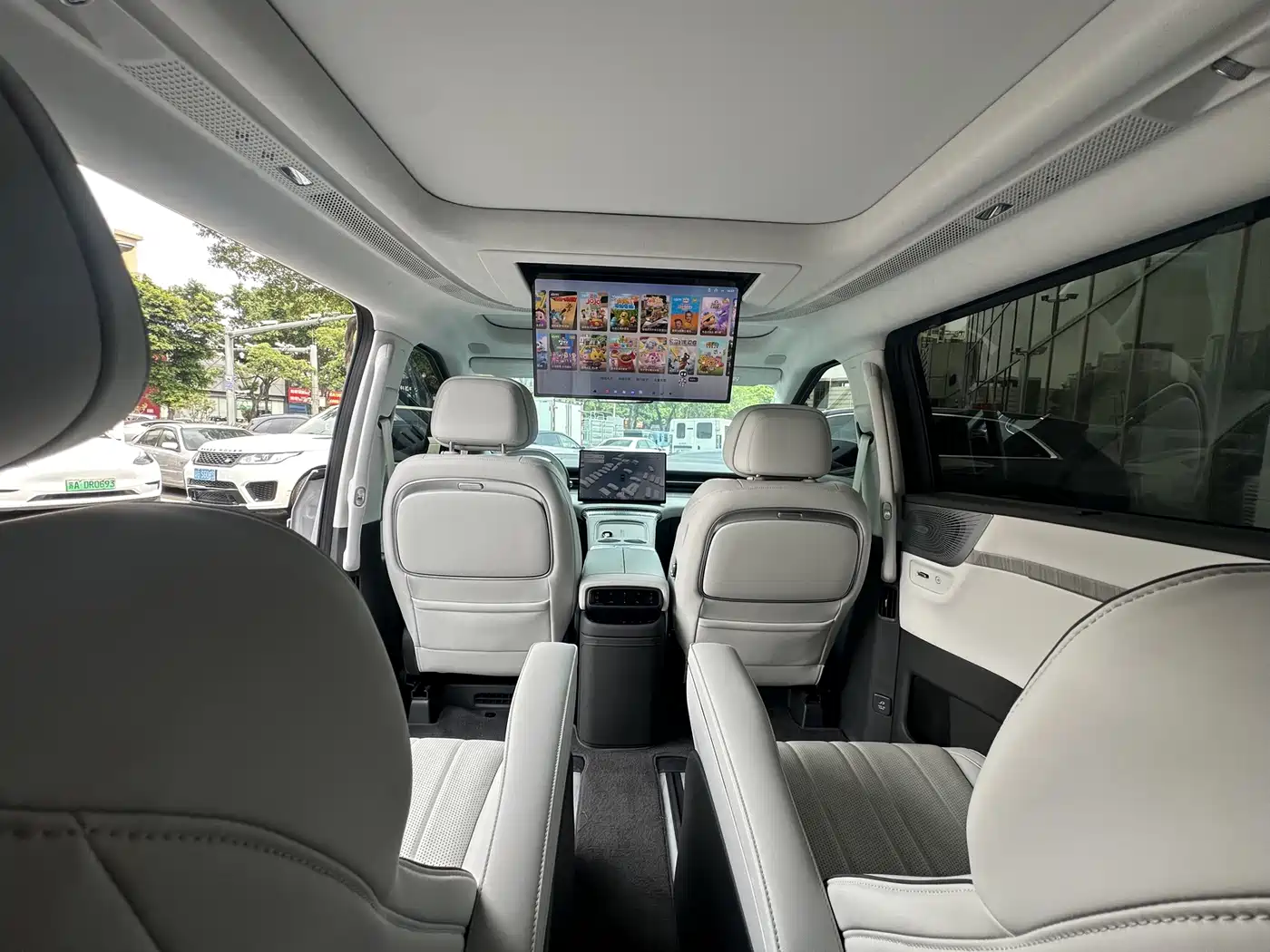 XPeng X9 2025 2025 Extended Range Edition