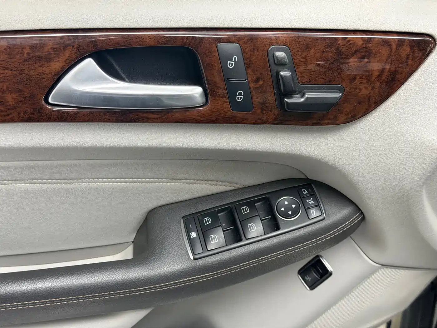 Mercedes-Benz M-Class 2014 ML 400 4MATIC Dynamic фото 19