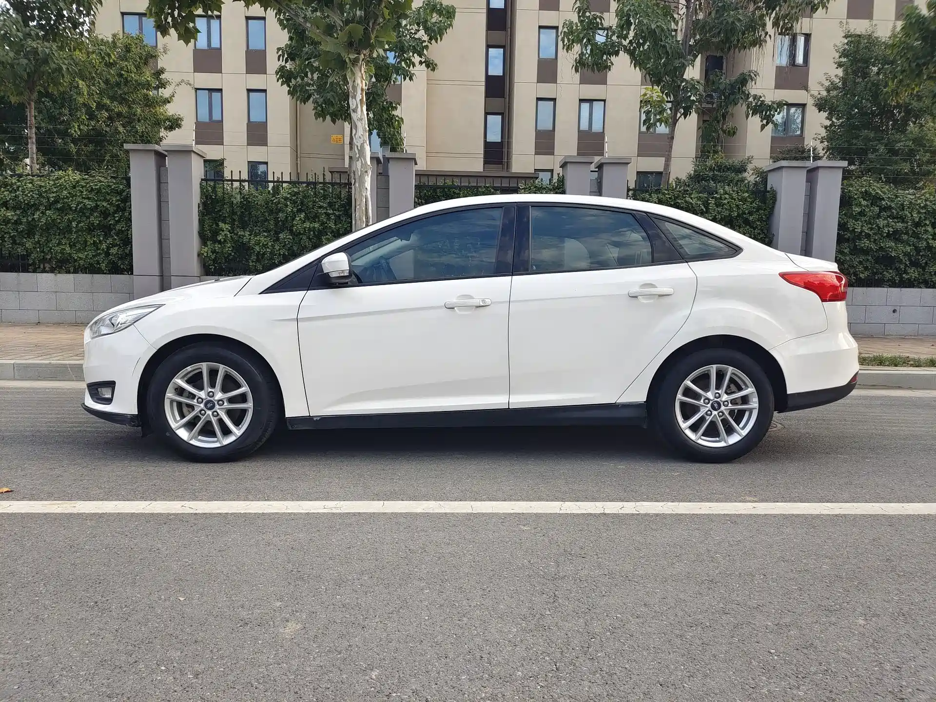 Фото 6 - Ford Focus