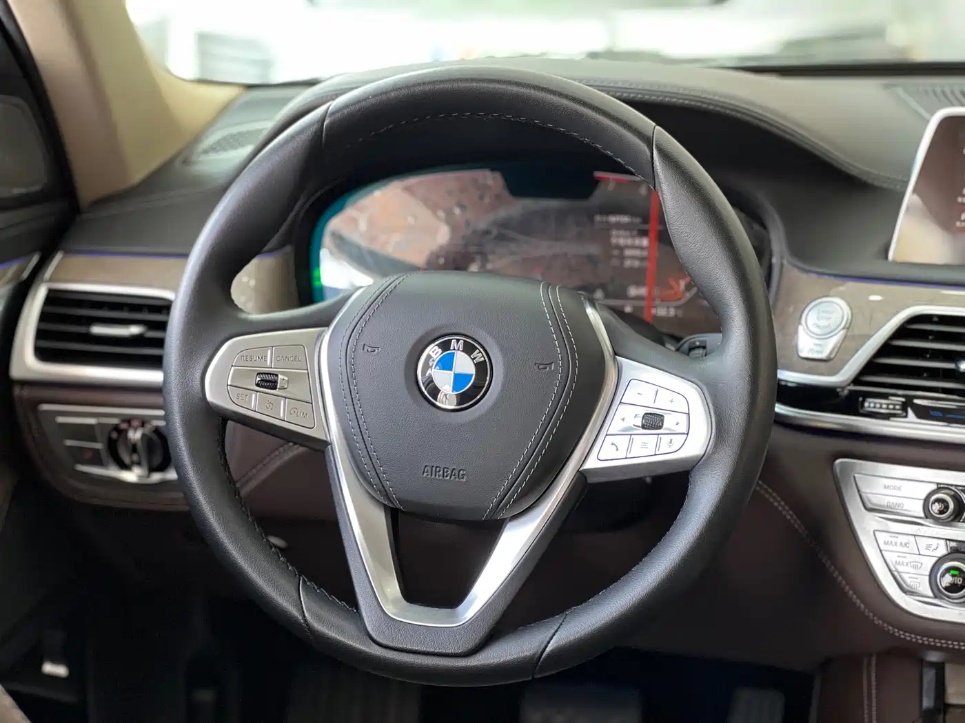 BMW 7 Series 2022 2021 Model 740Li Leading Luxury Package