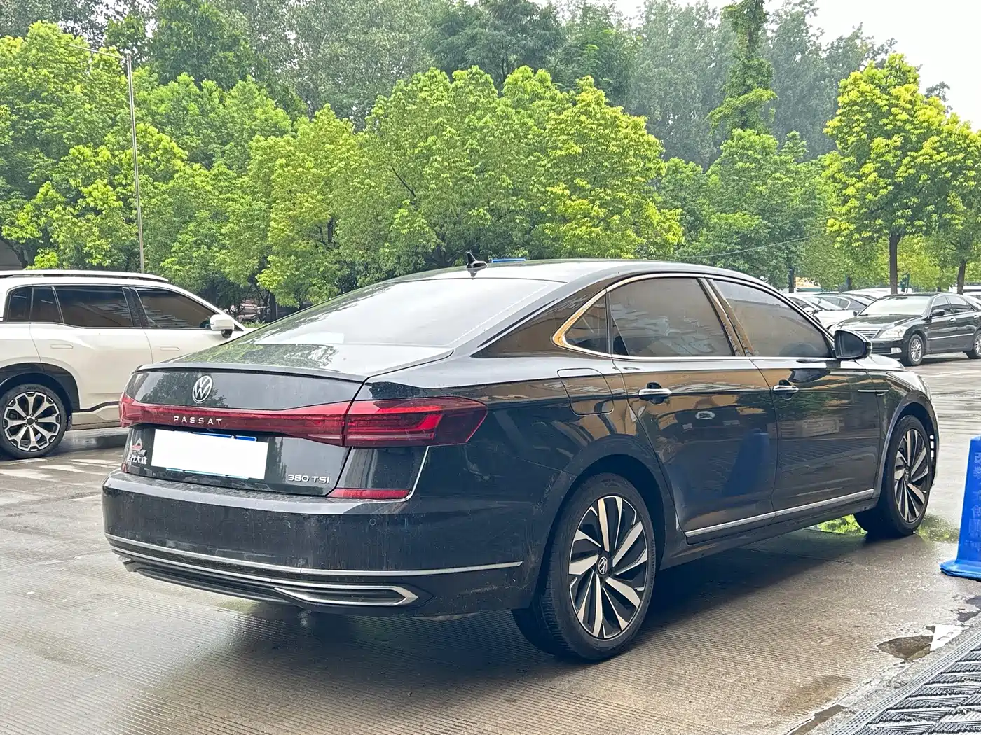 Volkswagen Passat 2025 2025 Outstanding 380TSI Dragon Glory Edition