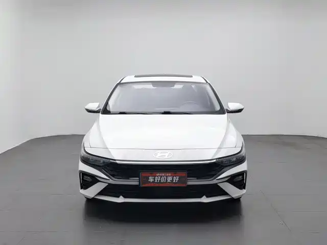 Hyundai Elantra 2023 1.5L CVT GLX Elite Edition — фото 3